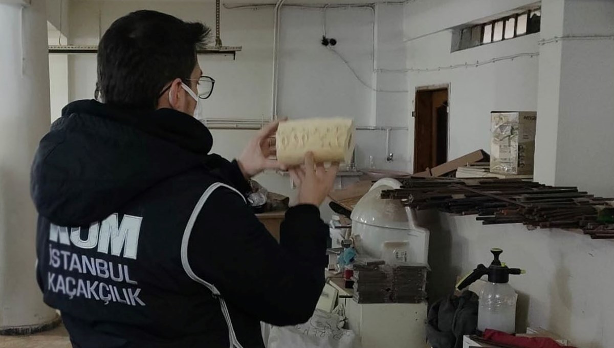 İstanbul’da bufalo boynuzu operasyonu (Piyasa değeri 4 milyon lira değerinde) İstanbul’da bufalo boynuzu operasyonu (Piyasa değeri 4 milyon lira değerinde)