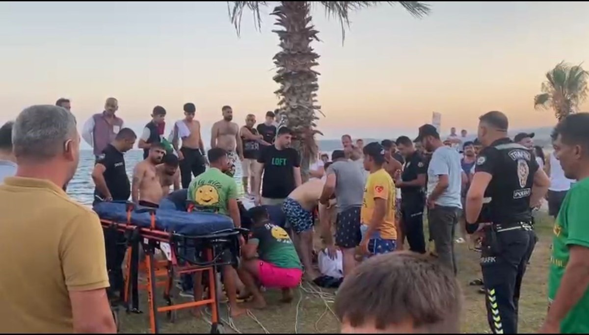 Paraşüt direğe çarpıp düştü