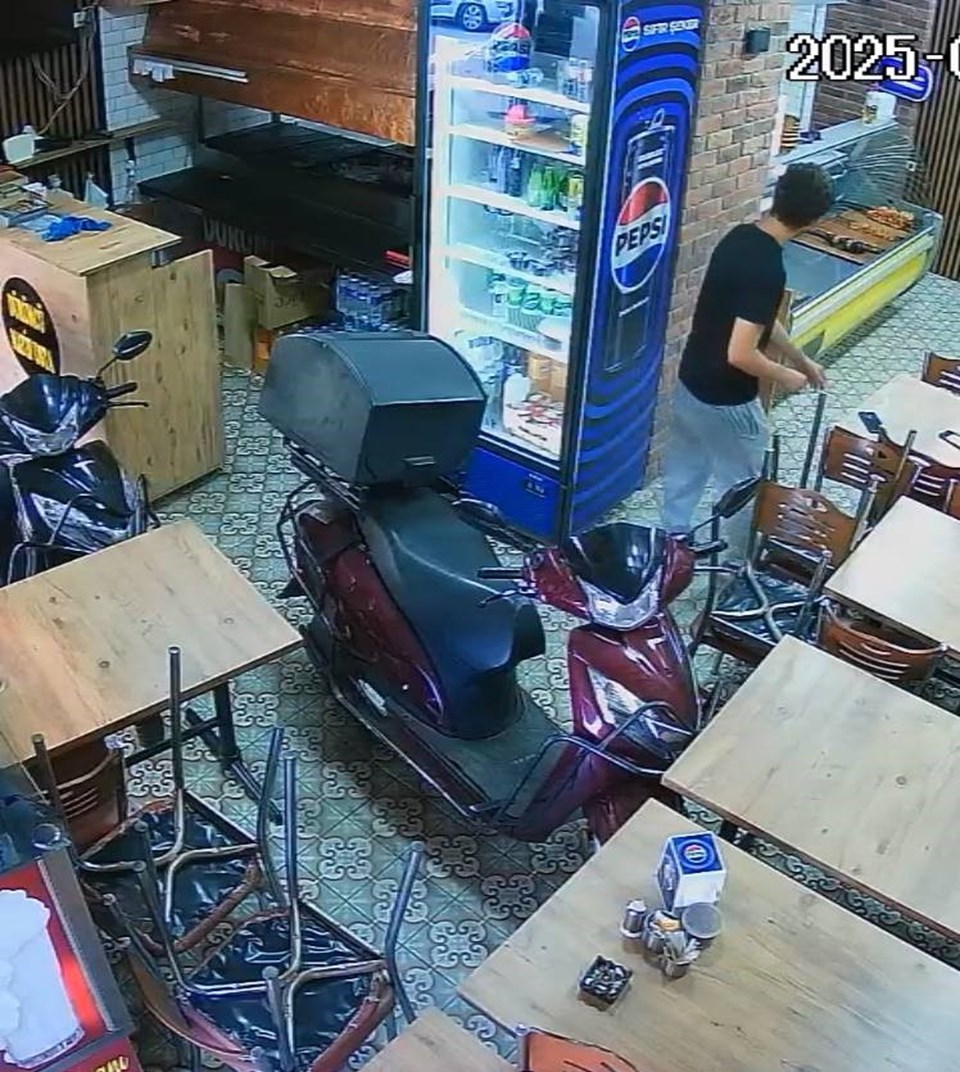 Kardeşlerin hırsızlık tuzağı: Biri bekledi, diğeri çaldı - 1