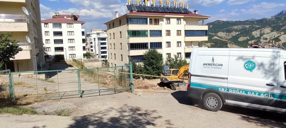 Doğalgaz borusu patladı, binalar boşaltıldı - 4