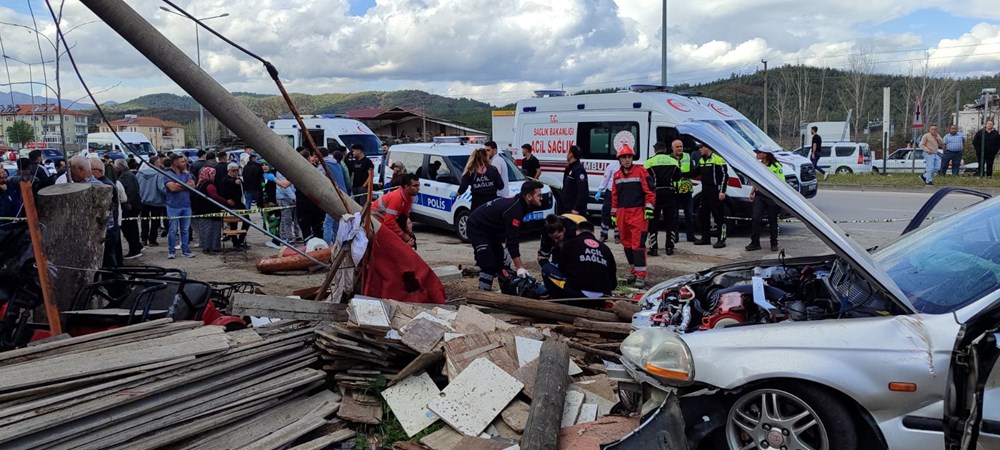 Bayram Hüznü: Trafik Kazalarında 11 Kayıp, 18 Yaralı 72 nB BZ7g2eUyWQcBUd9aseQ