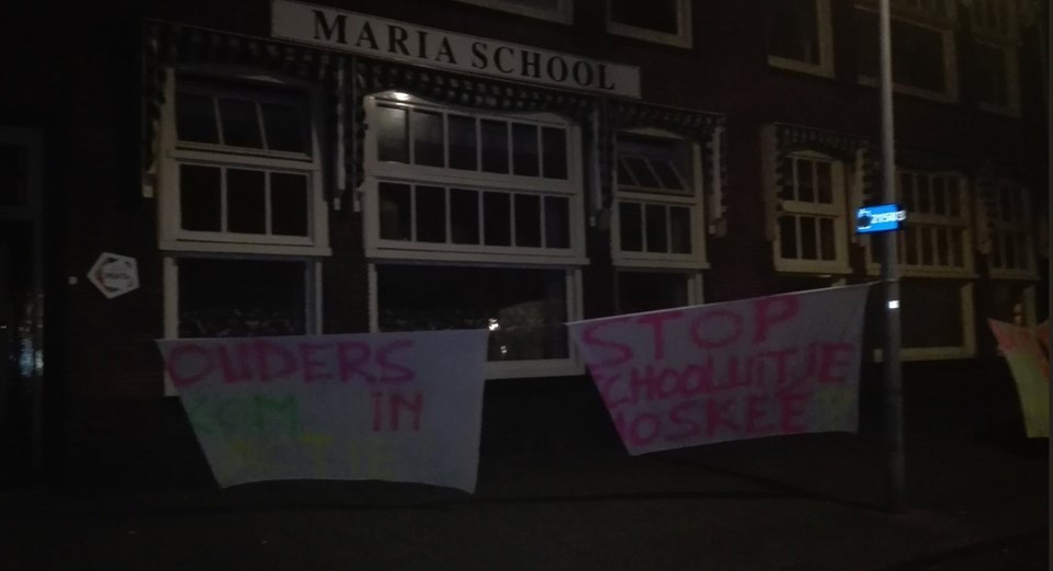 Hollanda'da camiyi ziyaret eden okula İslamofobik saldırı - 2