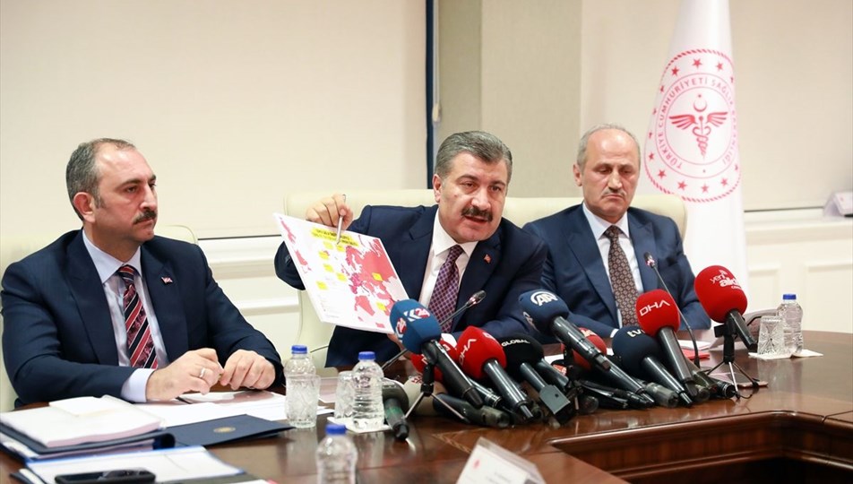 son dakika haberi fahrettin koca toplam corona virus vaka sayisi 5 e yukseldi