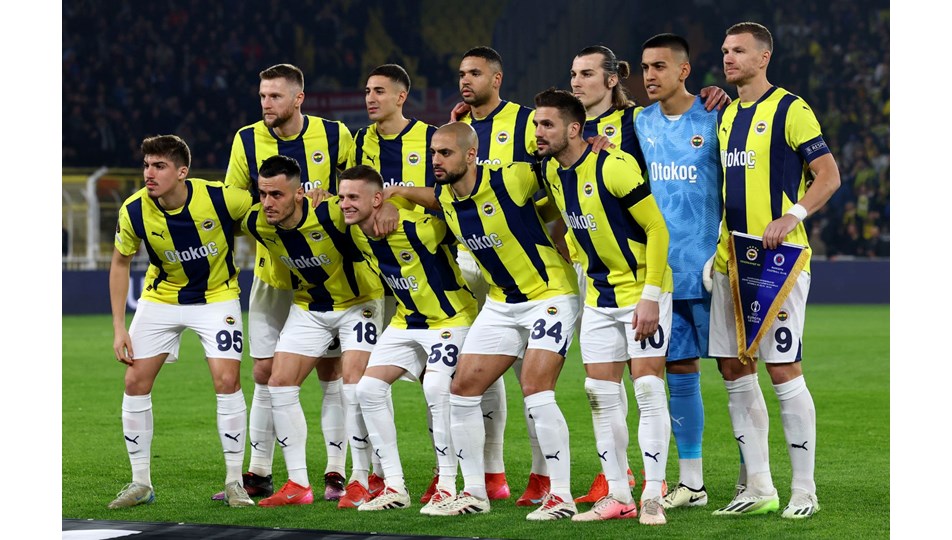 Fenerbahçe - Rangers maçında sakatlık şoku: Çağlar Söyüncü ilk yarıyı tamamlayamadı