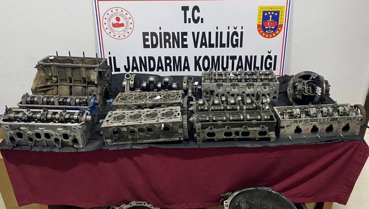 Jandarmadan kaçakçılık operasyonu Jandarmadan kaçakçılık operasyonu