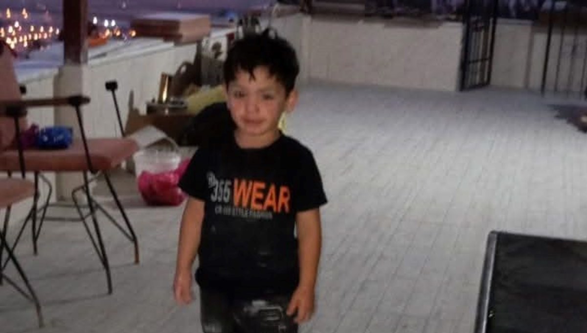 3 yaşındaki Abidin'den acı haber: 5 günlük yaşam savaşını kaybetti 3 yaşındaki Abidin'den acı haber: 5 günlük yaşam savaşını kaybetti