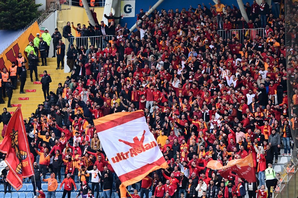 Galatasaray, Kasımpaşa deplasmanında 2 puan bıraktı - 1