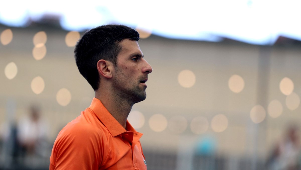 Djokovic'e Covid-19 aşı engeli: İki turnuvayı kaçırabilir