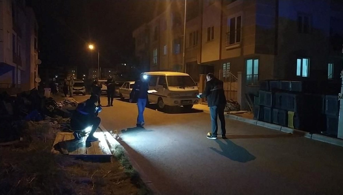 Çorum'da sopalarla gelip etrafa ateş açtılar