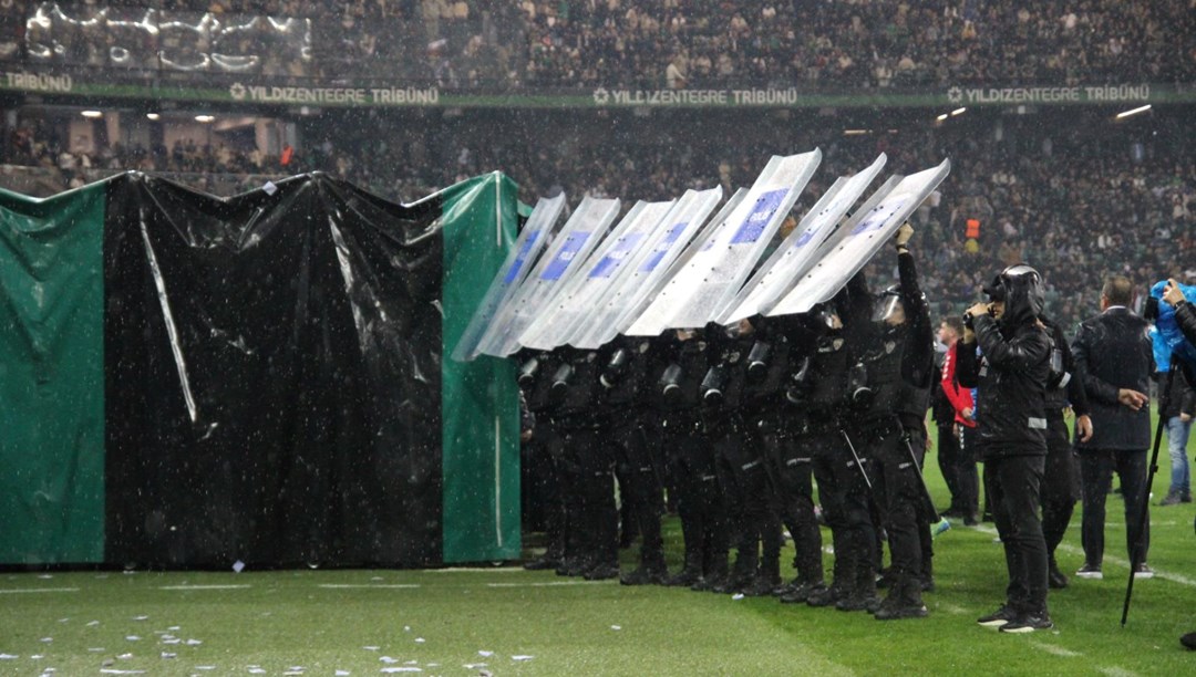 Kocaelispor'dan olaylı derbi açıklaması: Bedeli ağır olacak