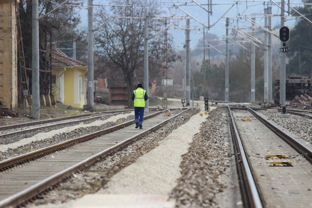 Bu şehirden tren geçiyor ama kimse bilmiyor - 8