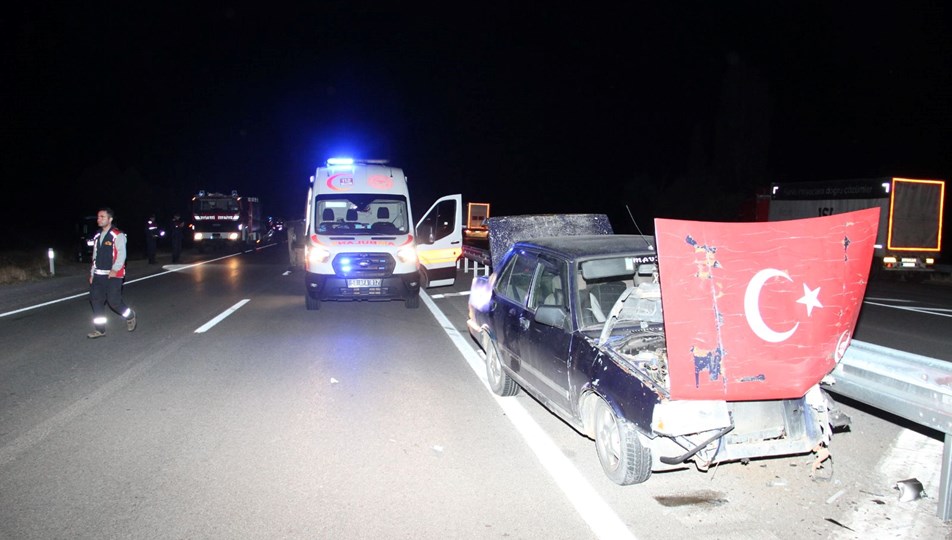 Sivas'ta feci kaza: 10 yaralı
