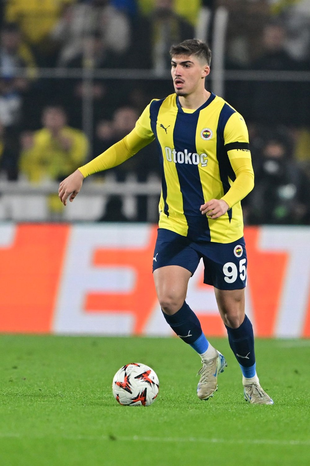 Jose Mourinho'nun gözdesi için geliyorlar: Fenerbahçe'nin beklentisi 30 milyon euro 79 nGCFtLTp kCCcDzNdGuqLQ