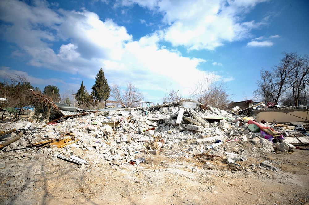 Fay hattının geçtiği köy enkaza döndü - 23