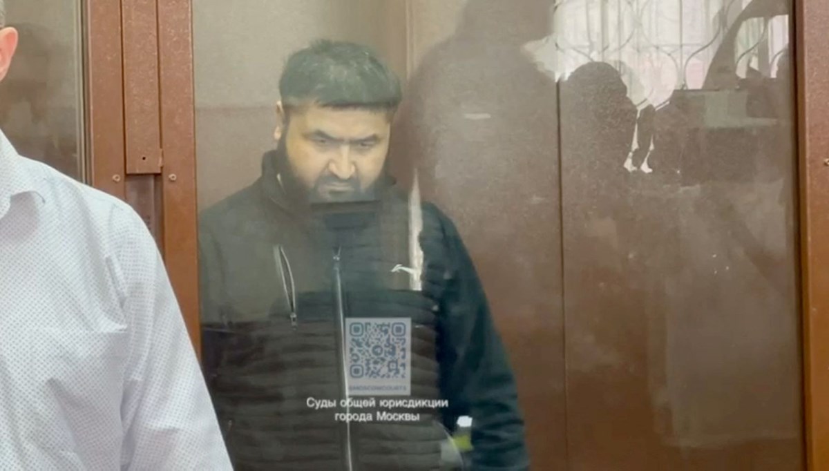 Moskova katliamına 8. tutuklama: Kırgızistan vatandaşı Kasimov kalacak yer sağlamakla suçlanıyor Moskova katliamına 8. tutuklama: Kırgızistan vatandaşı Kasimov kalacak yer sağlamakla suçlanıyor