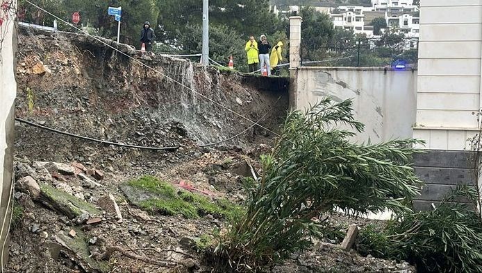 Bodrum'da sağanak hasara yol açtı