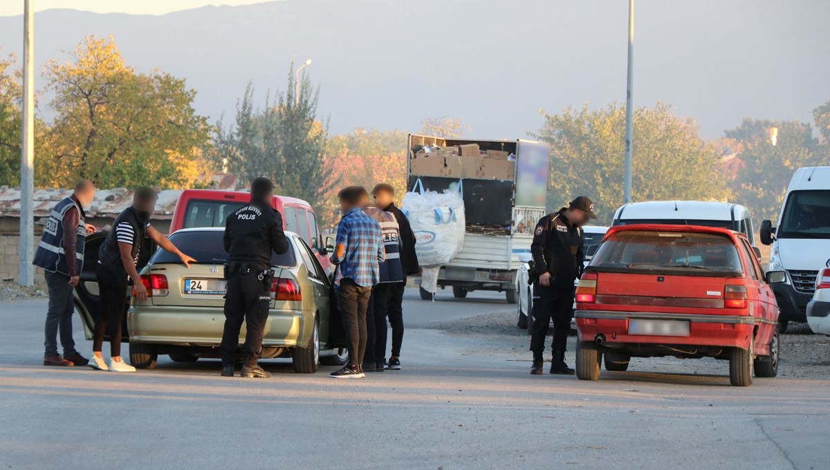 Erzincan’da toplam 9 yıl 10 ay hapis cezası olan 3 kişi yakalandı