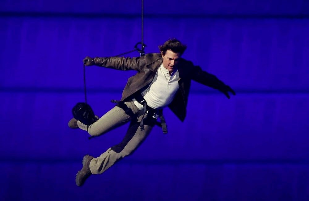 Tom Cruise, Olimpiyatlar'daki gösterisinden tek kuruş almamış! Ama tek bir şartla - 4