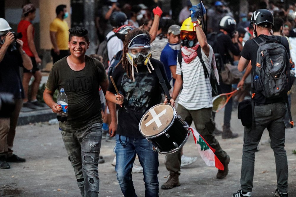 Beyrut'taki patlama: Hükümet istifa etti - 4