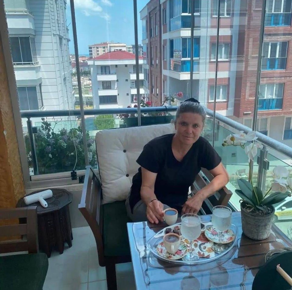 Beyin ölümü gerçekleşen 50 yaşındaki kadının organları 3 kişiye umut oldu - 1