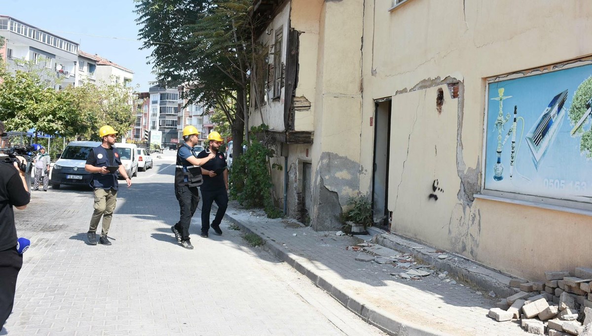 Sındırgı'da hasar tespit çalışmaları