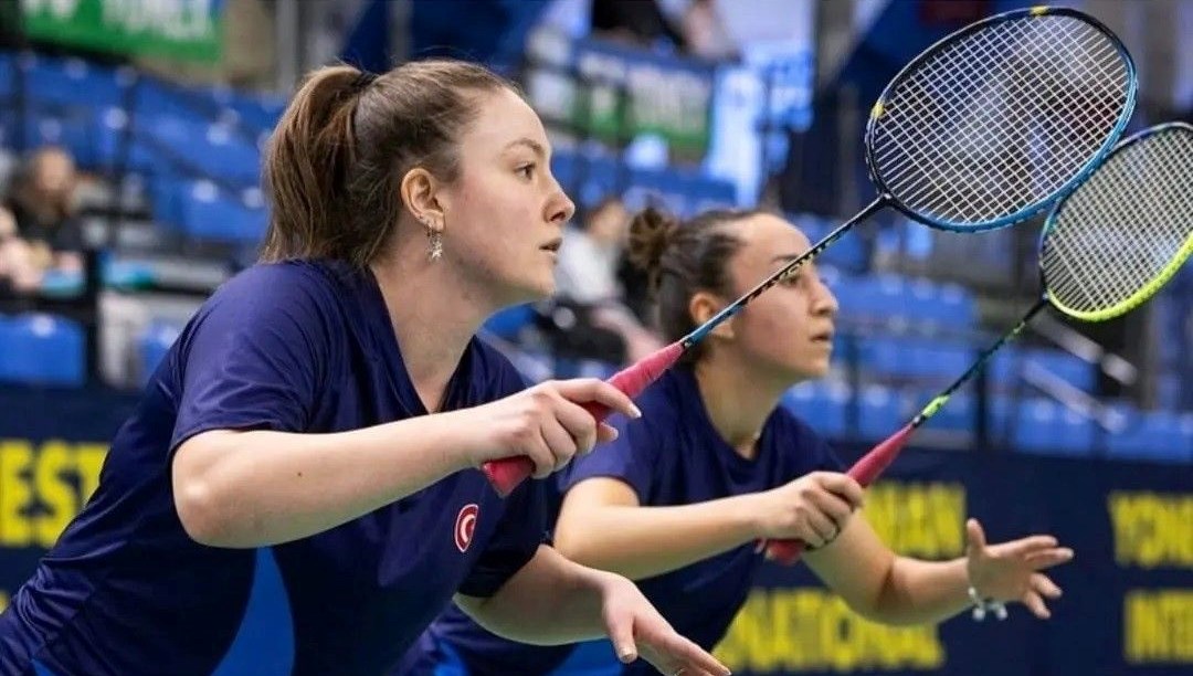 Erzincanlı kızlar Badminton'da tarihe geçti
