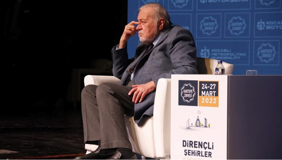 Prof. Dr. İlber Ortaylı: Şehirlere göç çekmek cehalettir