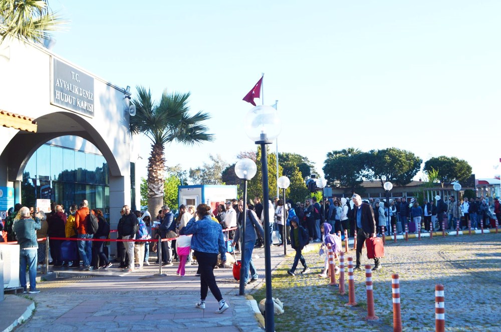 Kapıda vize uygulaması ilgiyi artırdı: Bayram tatilinde 20 bin Türk, Yunan adalarına geçti - 5