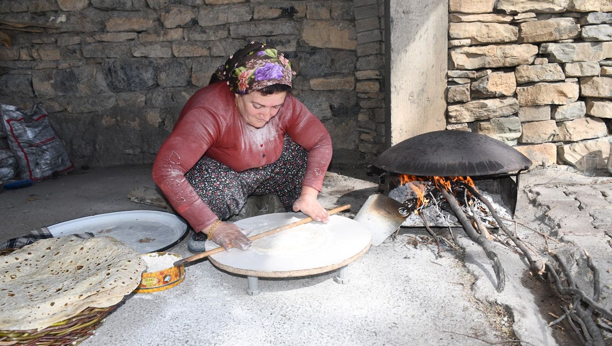 Hava durumuna göre ekmek pişiriyorlar, stok yapıyorlar Hava durumuna göre ekmek pişiriyorlar, stok yapıyorlar