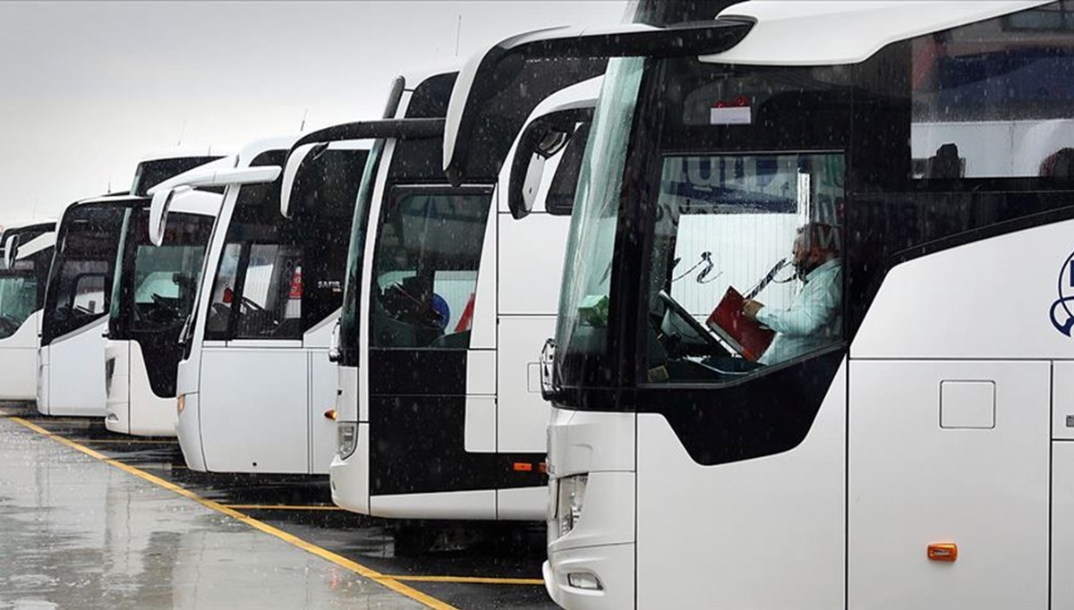 Otobüslerde bayram hareketliliği: 3,5 milyon kişi bekleniyor Otobüslerde bayram hareketliliği: 3,5 milyon kişi bekleniyor