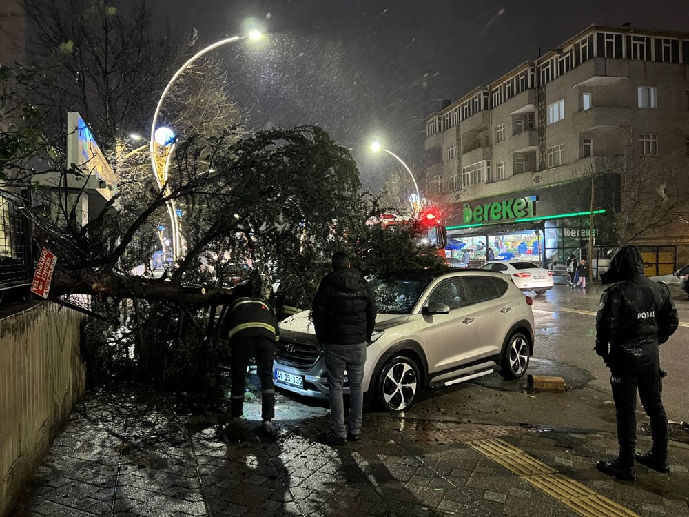 Türkiye buz kesti: Fırtına ve karla mücadelede son durum - 3