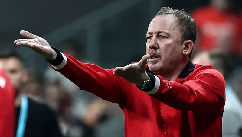 Sergen Yal��n: 4. hakem kural� bilmiyor