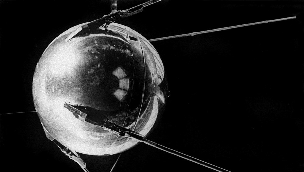 Sovyet uzay aracı  Dünya'ya düşecek