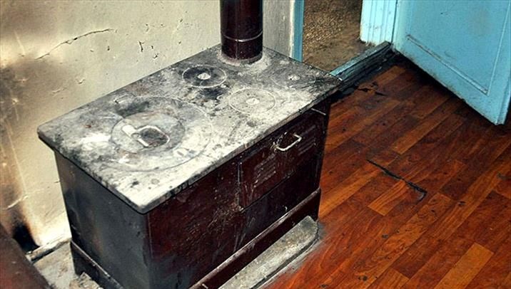 Sobadan sızan gaz 2'si çocuk 6 kişiyi zehirledi