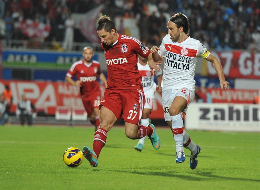 Beşiktaş antalyaspor canlı izle. Antalyaspor.