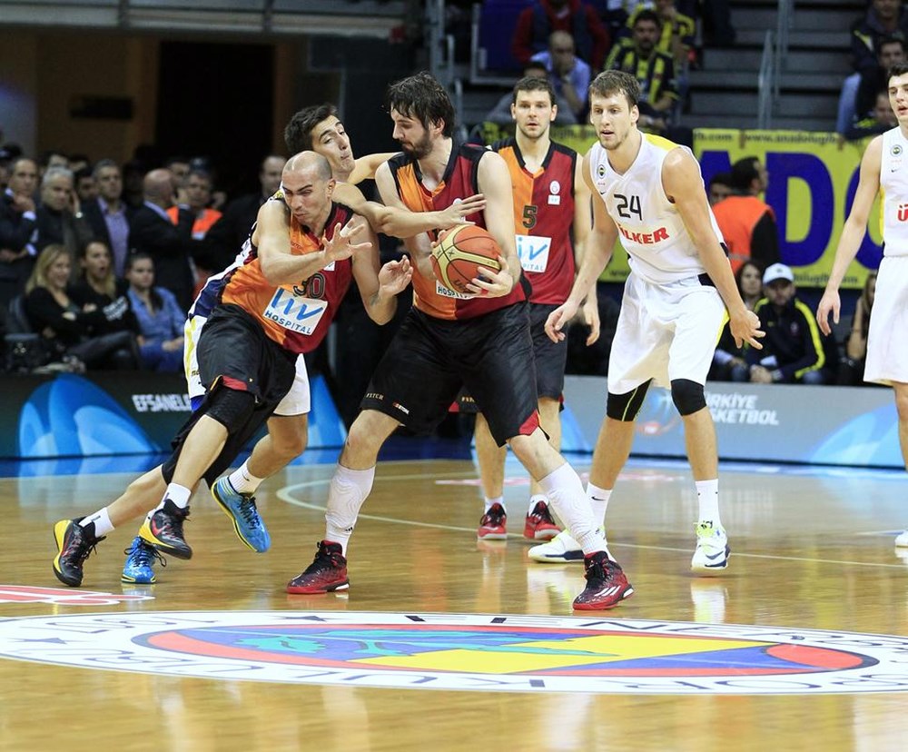 Derbi Fenerbahçe'nin - 1