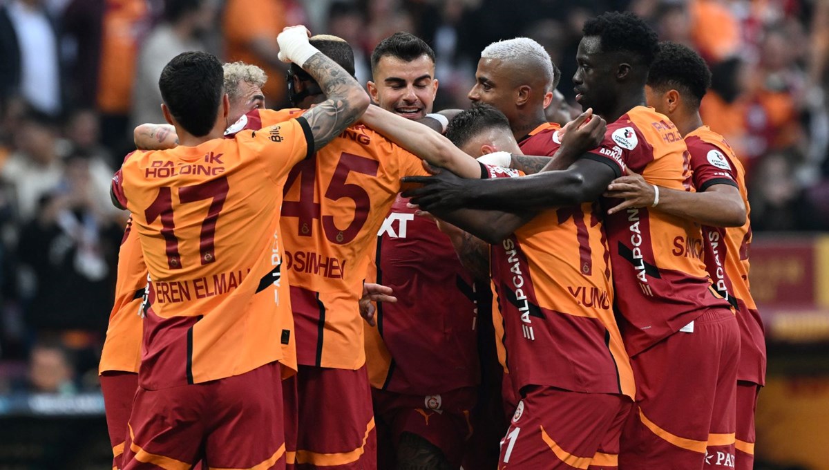 Cumhurbaşkanı Erdoğan'dan Galatasaray'a tebrik