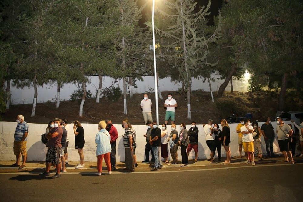 Bodrum'da aşı kuyruğu - 4