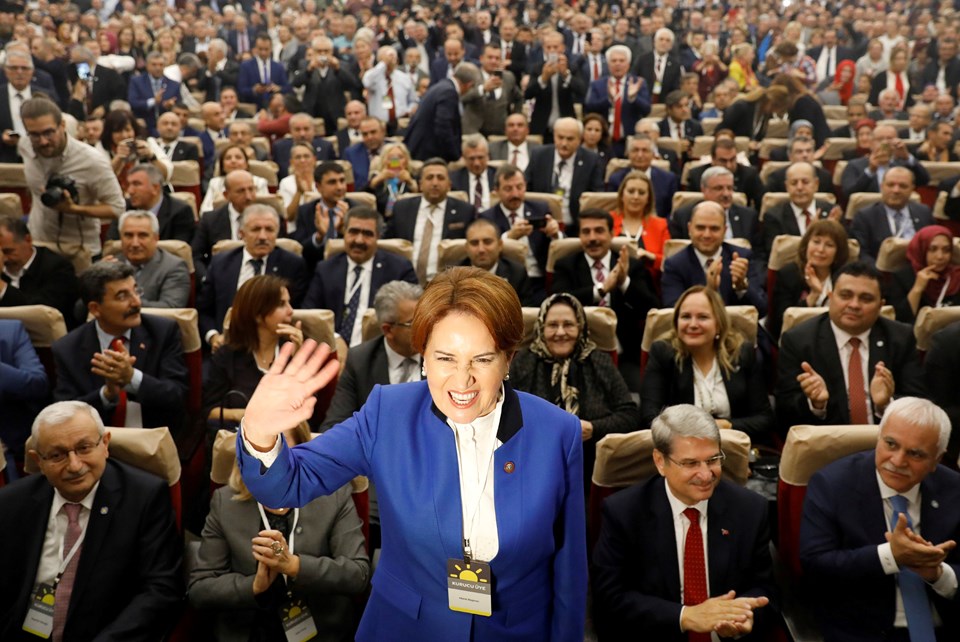 Meral Akşener: Benim cumhurbaşkanı olmamı istiyorlar (İyi Parti kuruldu) - 5