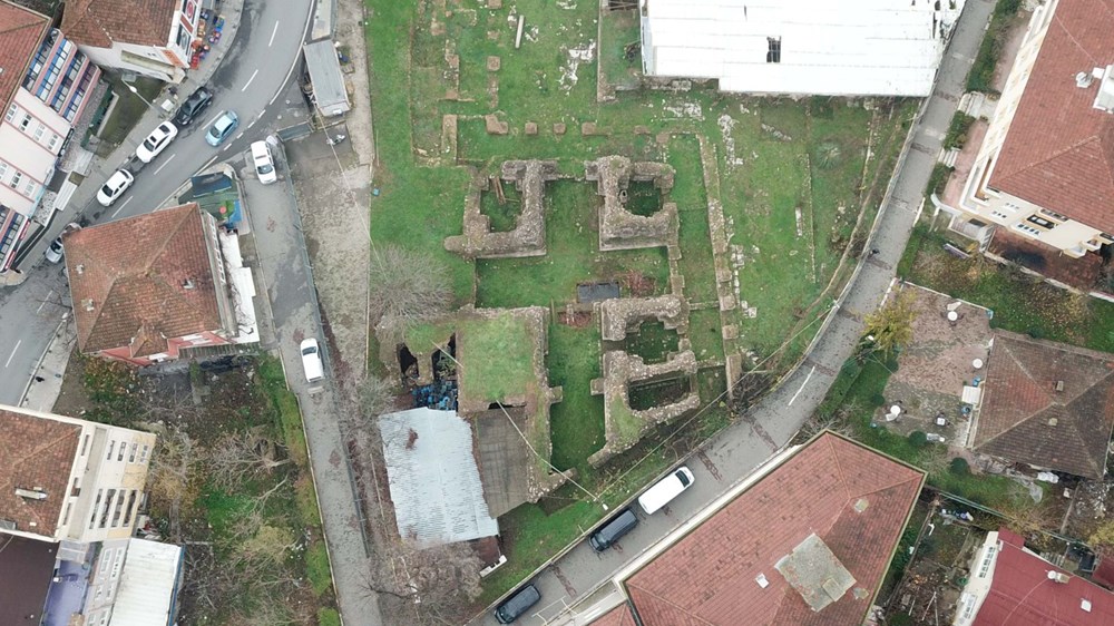 Sancaktepe'deki 14 yüzyıllık Damatrys Sarayı'nda restorasyon çalışmaları devam ediyor - 6