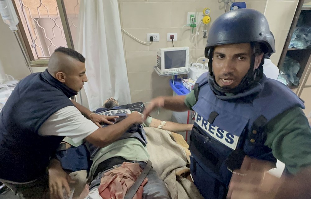 İsrail ordusu gazetecilere saldırdı: TRT Arapça kameramanı yaralandı - 4