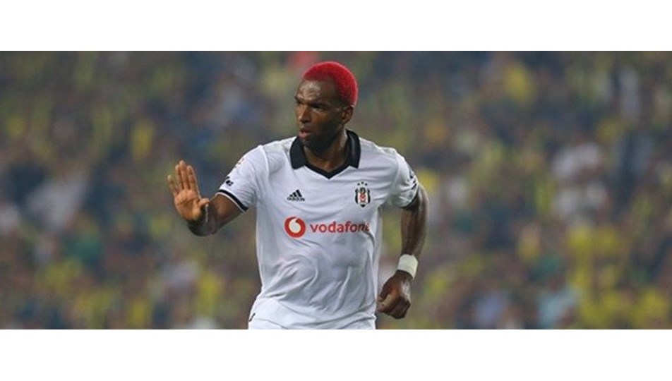 Ryan Babel, Fulham'a transfer oluyor