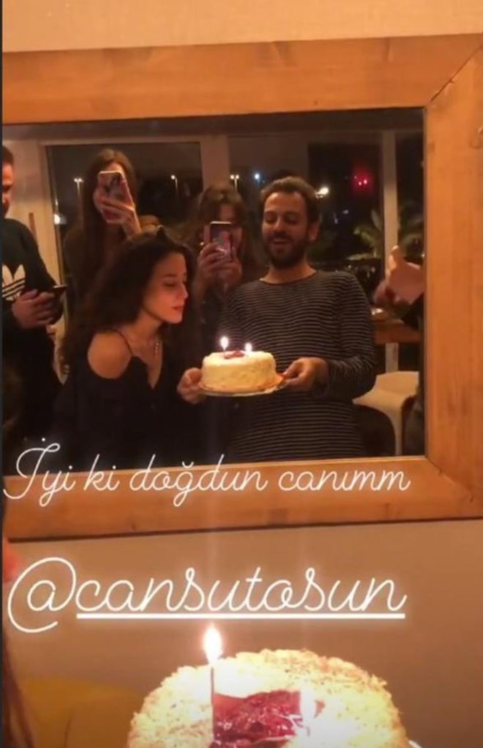 Erkan Kolçak Köstendil’den eşi Cansu Tosun'a sürpriz doğum günü partisi - 1