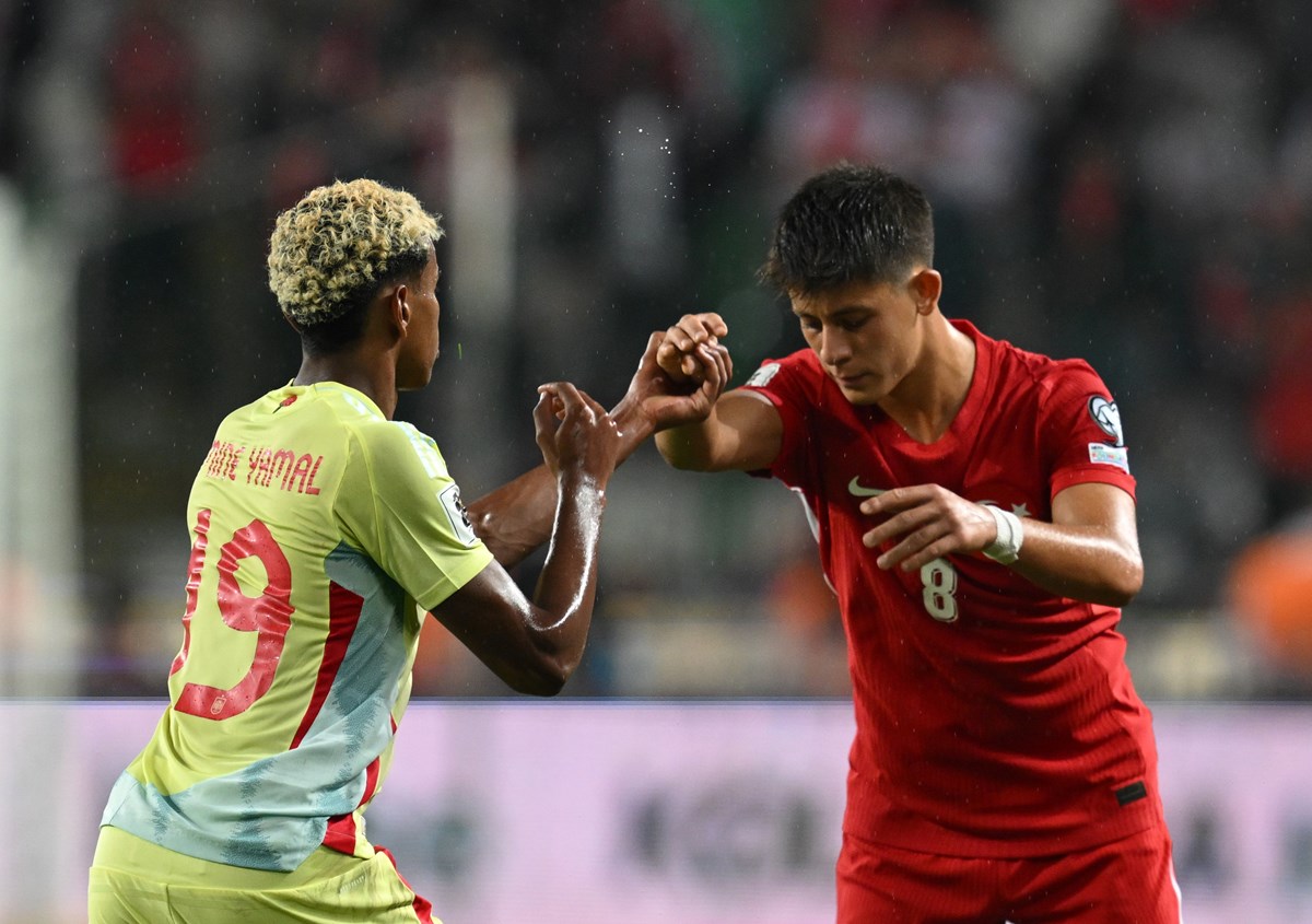 Arda Güler, bir pozisyonda İspanya Milli Takımı