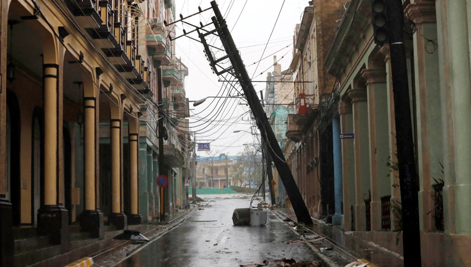 Kasırganın vurduğu Küba'nın tamamında elektrikler kesildi
