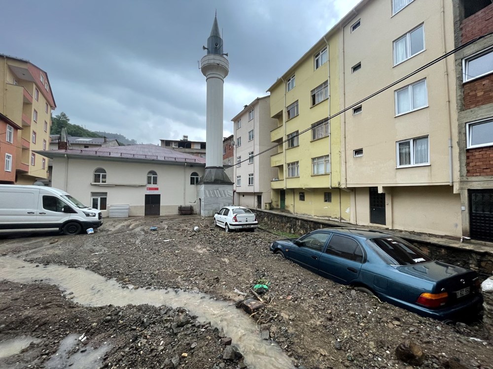 Giresun'da sel ve heyelan: Bir kişi kayıp - 17