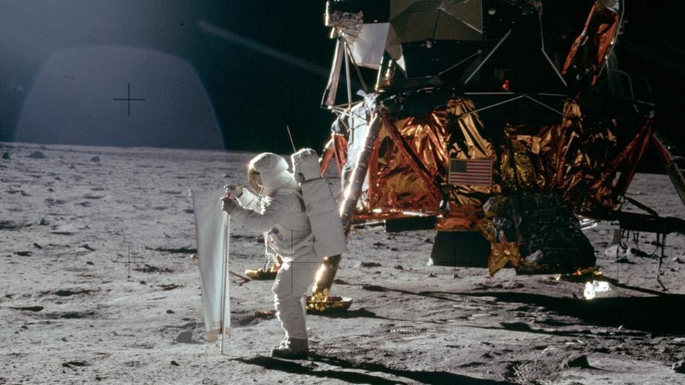Ay tozu 40 yıl depoda unutuldu - 1
