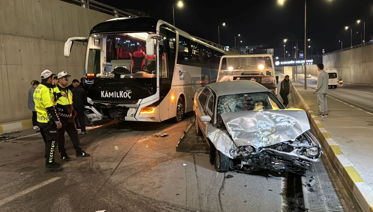 Karabük’te yolcu otobüsüyle otomobil çarpıştı: 2 yaralı