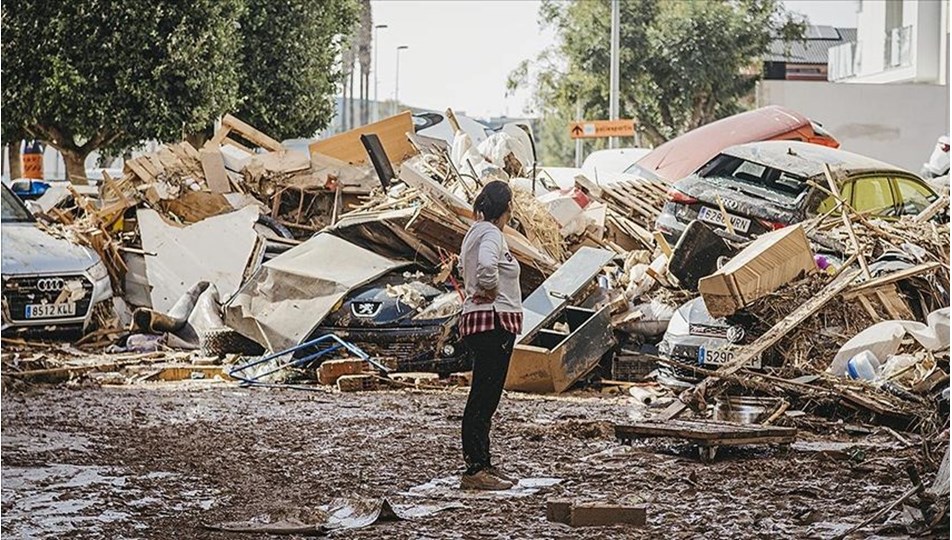 İspanya'da şiddetli fırtına: 3 kişi hayatını kaybetti