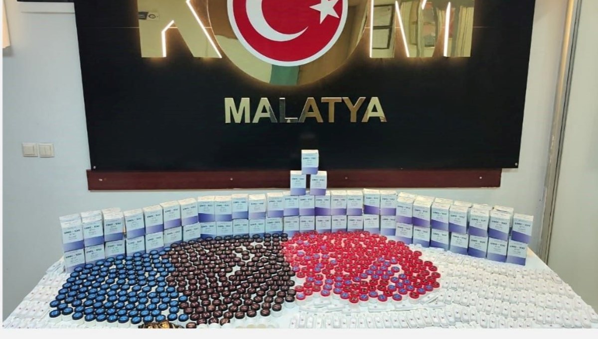 Malatya’da 2 bin 46 adet cinsel içerikli sahte ürün ele geçirildi Malatya’da 2 bin 46 adet cinsel içerikli sahte ürün ele geçirildi